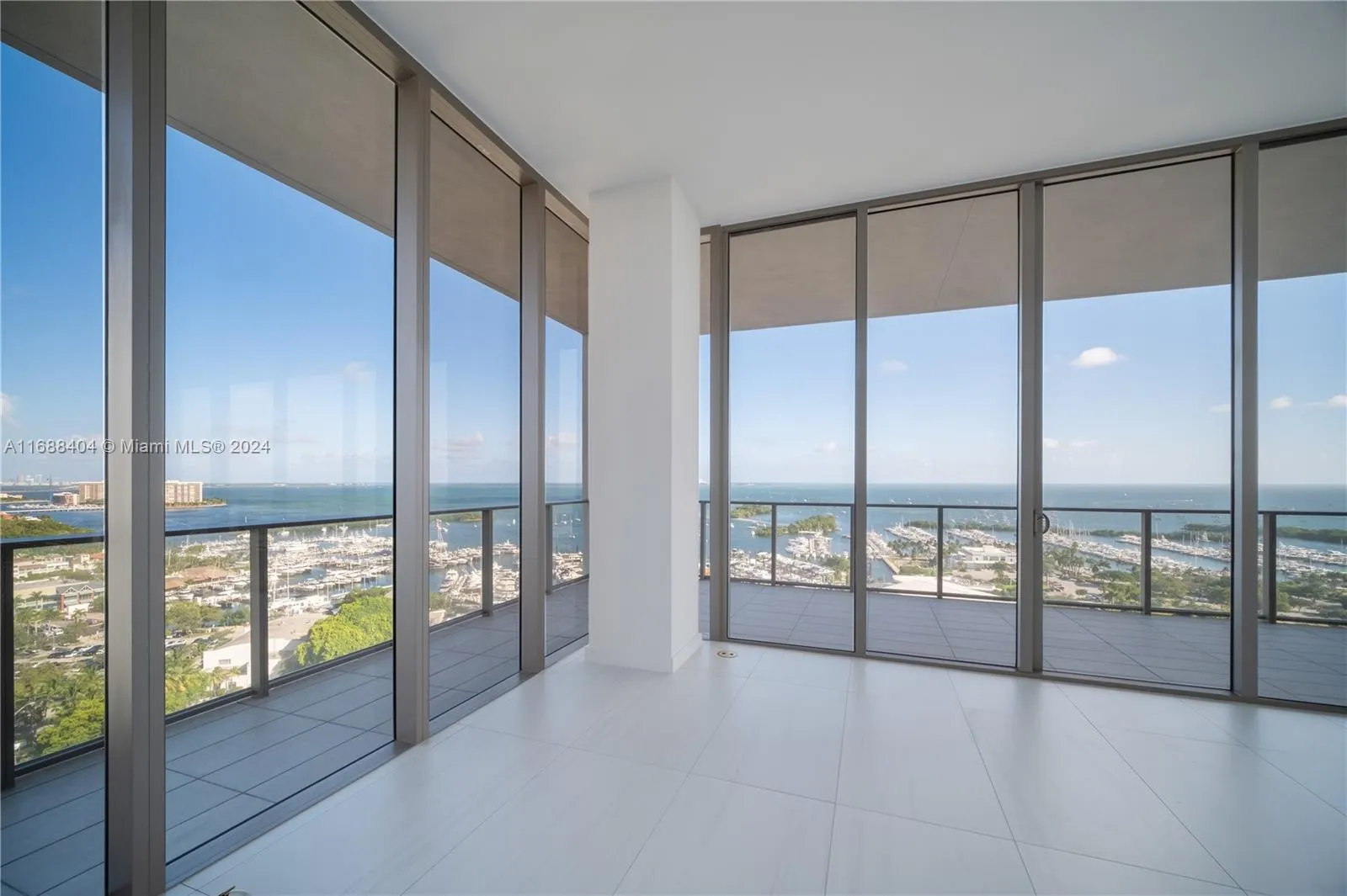 Coconut Grove, Florida 33133, United States, 3 Bedrooms Bedrooms, ,5 BathroomsBathrooms,Residential,Active,34846