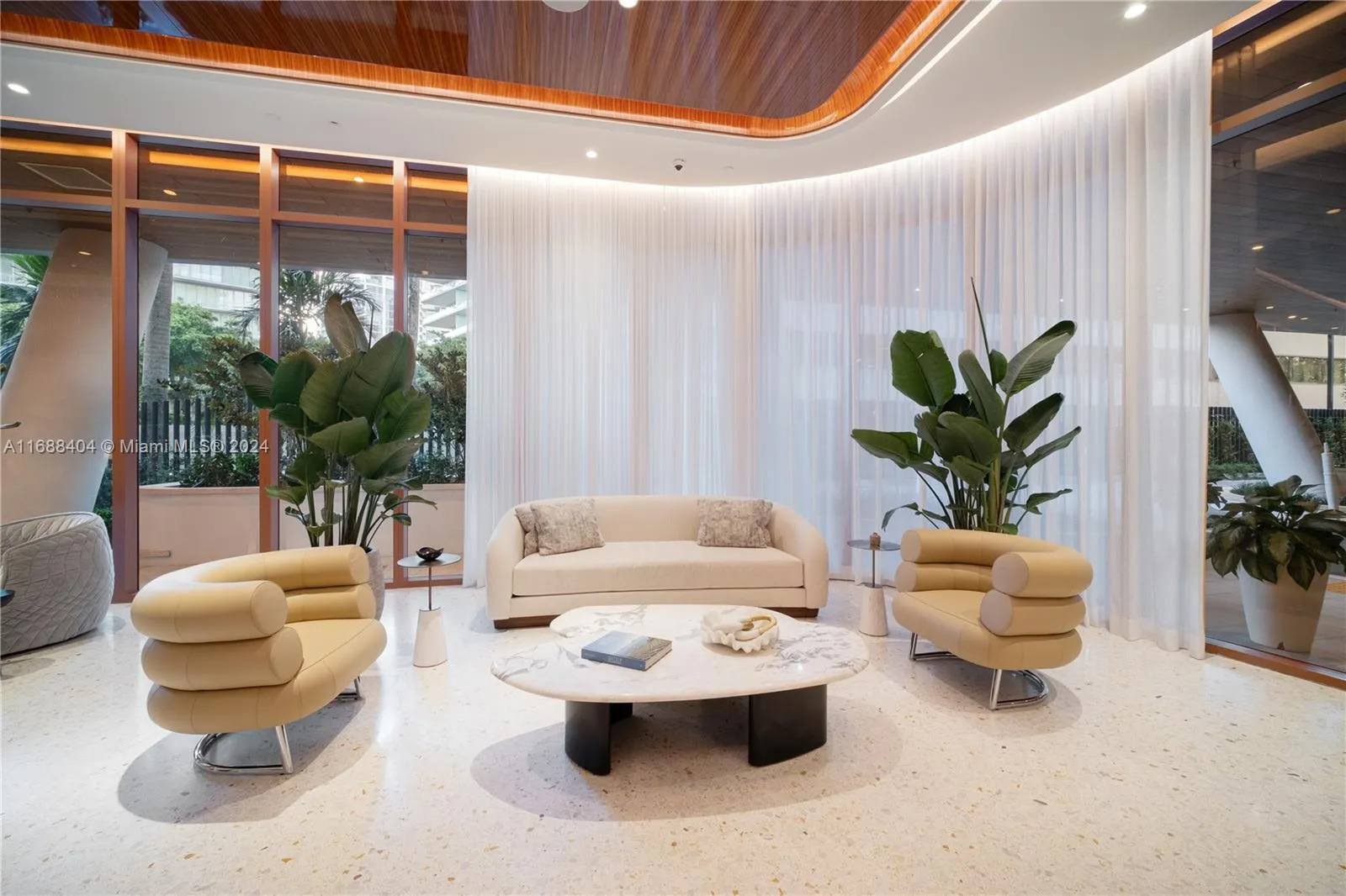 Coconut Grove, Florida 33133, United States, 3 Bedrooms Bedrooms, ,5 BathroomsBathrooms,Residential,Active,34846