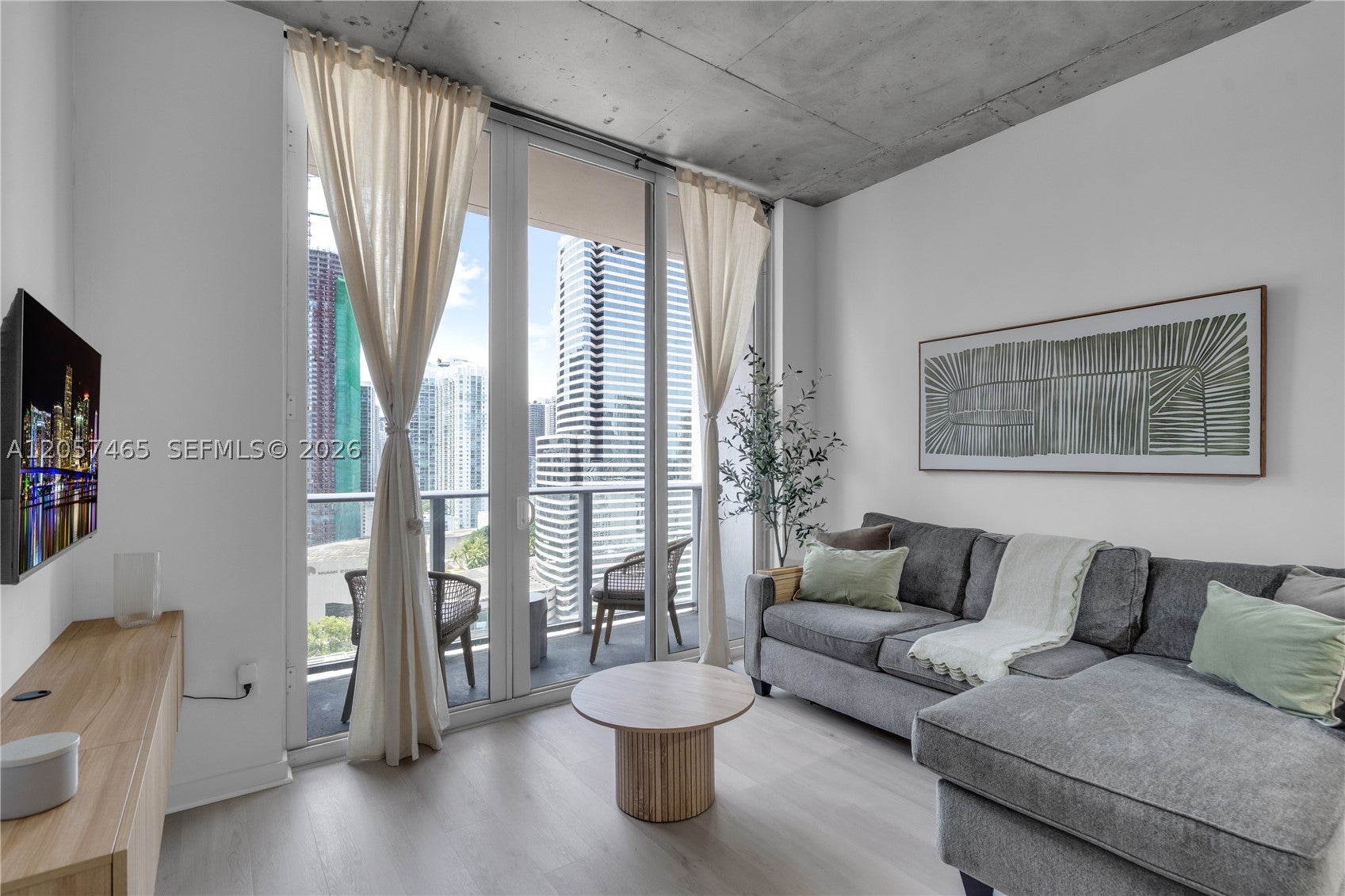 151 SE 1st St 2109