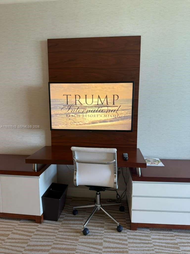 TRUMP INTERNATIONAL SONES - Residential