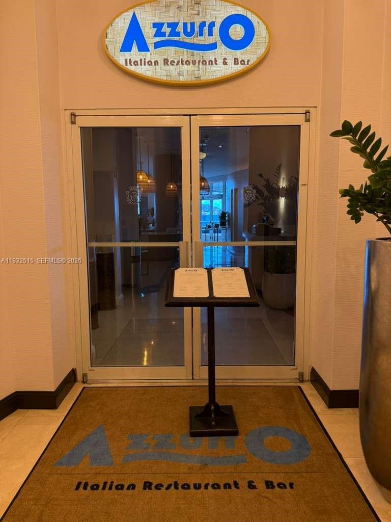 TRUMP INTERNATIONAL SONES - Residential