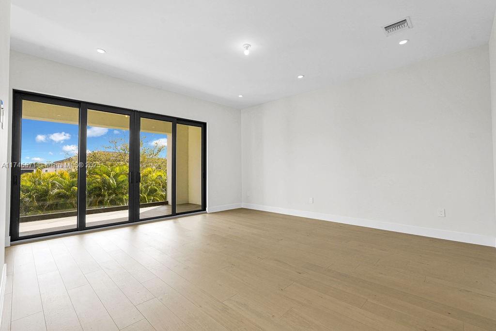 PRESERVE AT EMERALD HILLS - Residential