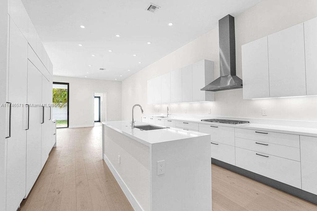 PRESERVE AT EMERALD HILLS - Residential