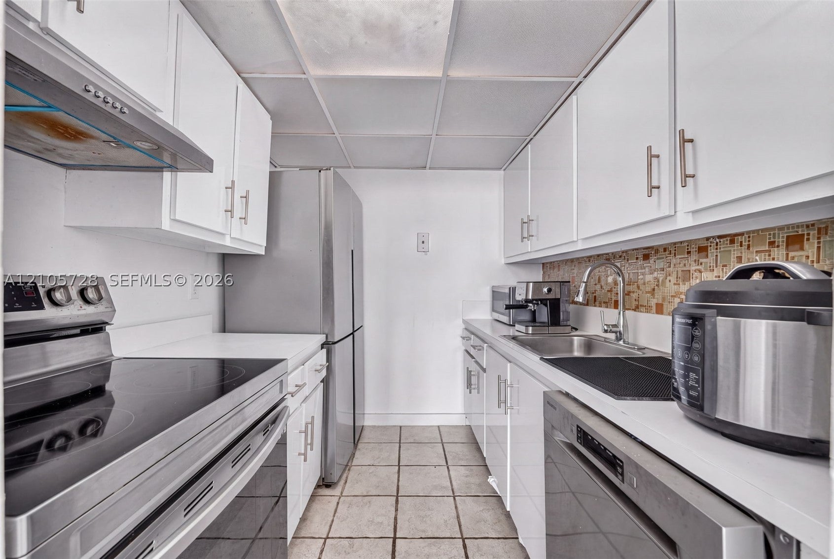 2350 NE 135th St 1006