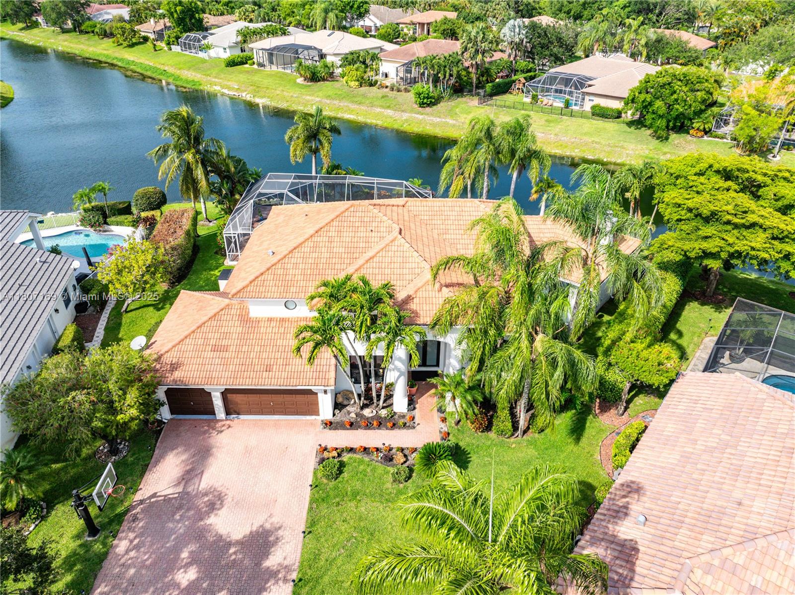 7056 NW 67th Ter