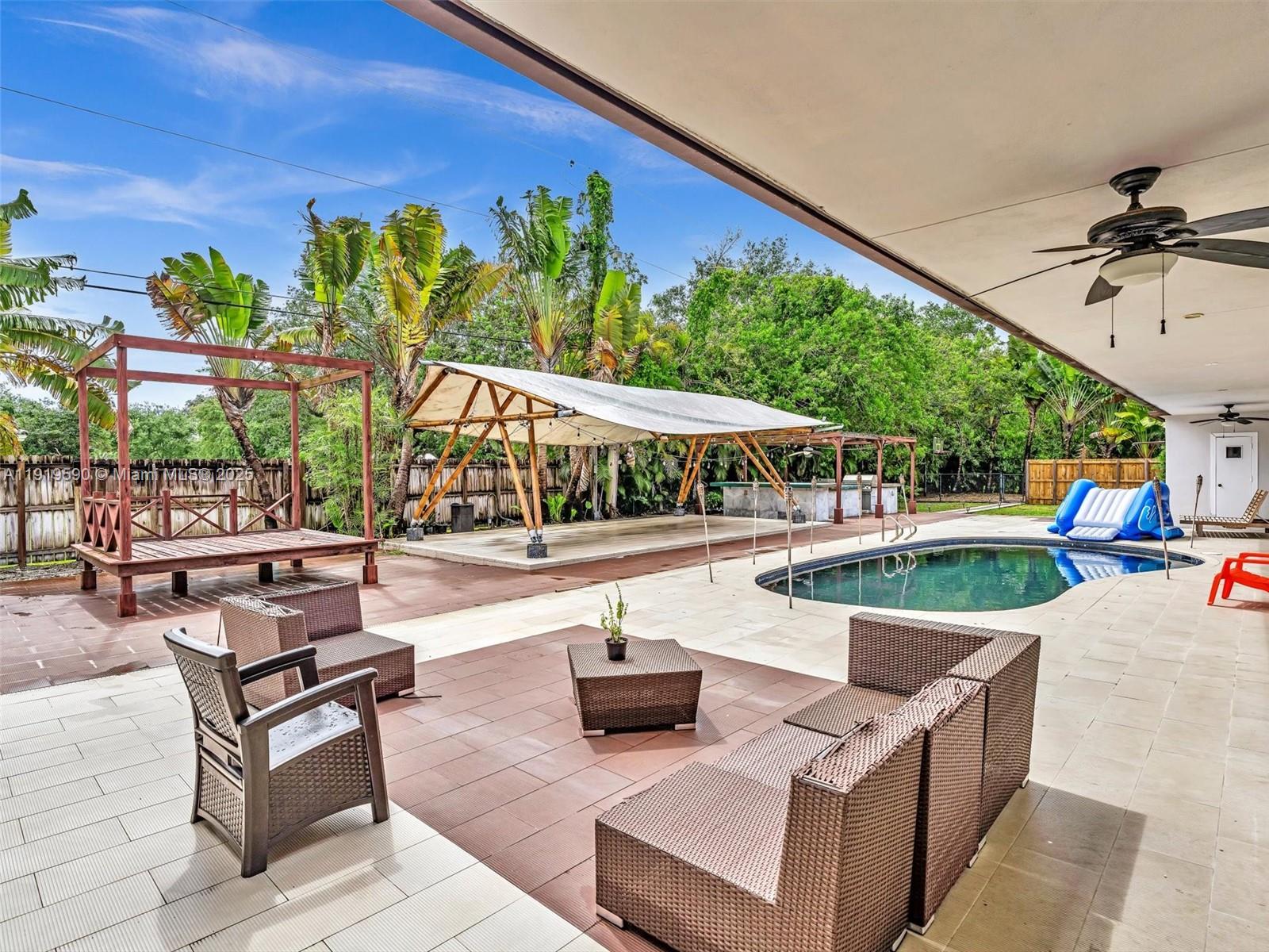 OLD CUTLER PINES THE - Residential