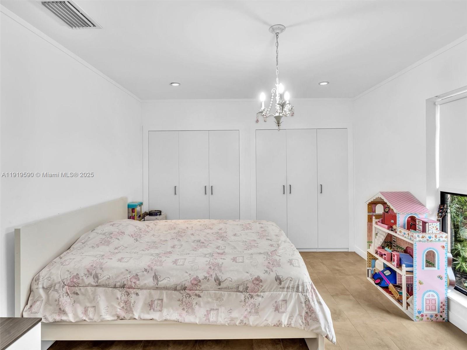 OLD CUTLER PINES THE - Residential