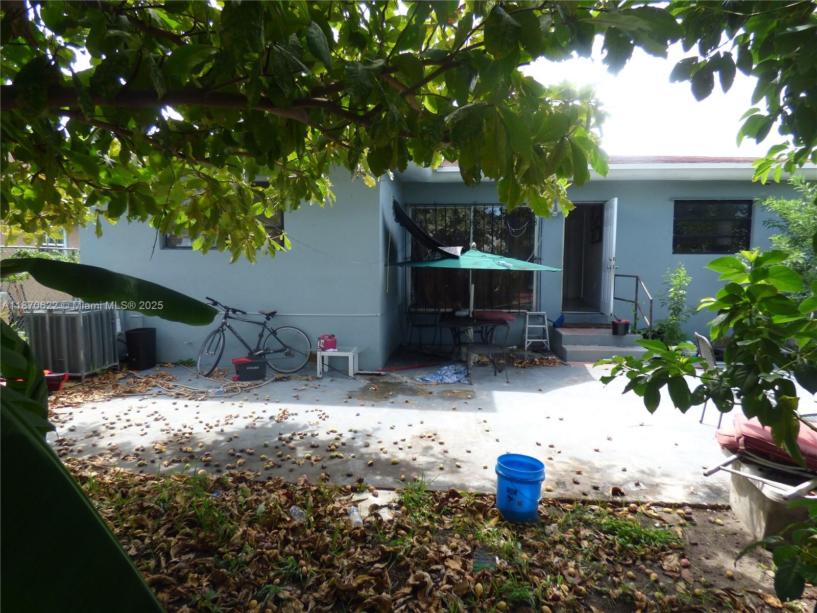 T L JOHNSON SUB IN SW1/4 - Residential