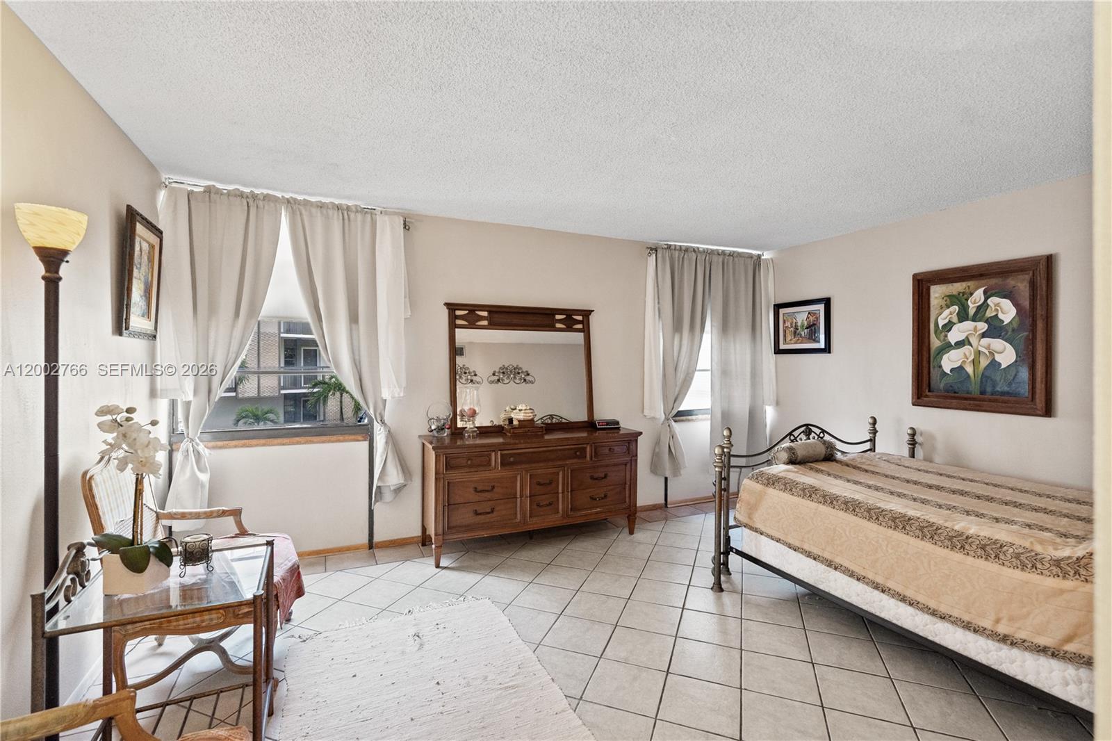 BISCAYA III CONDO - Residential