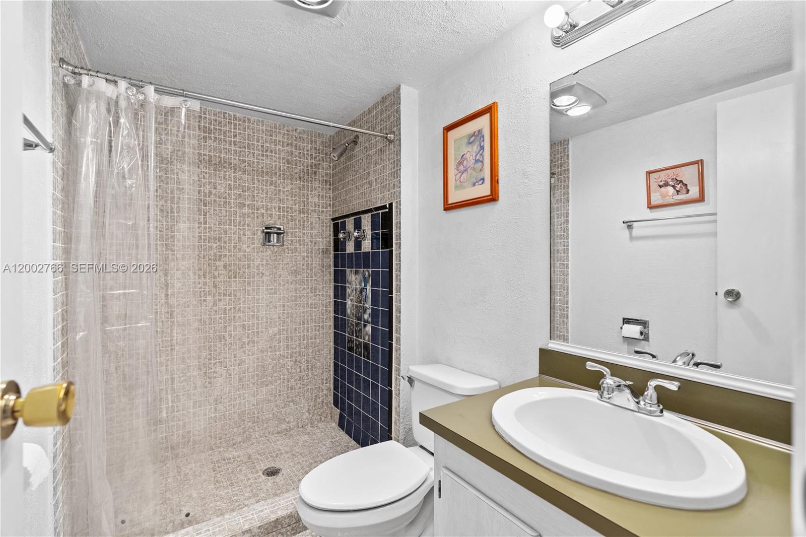 BISCAYA III CONDO - Residential