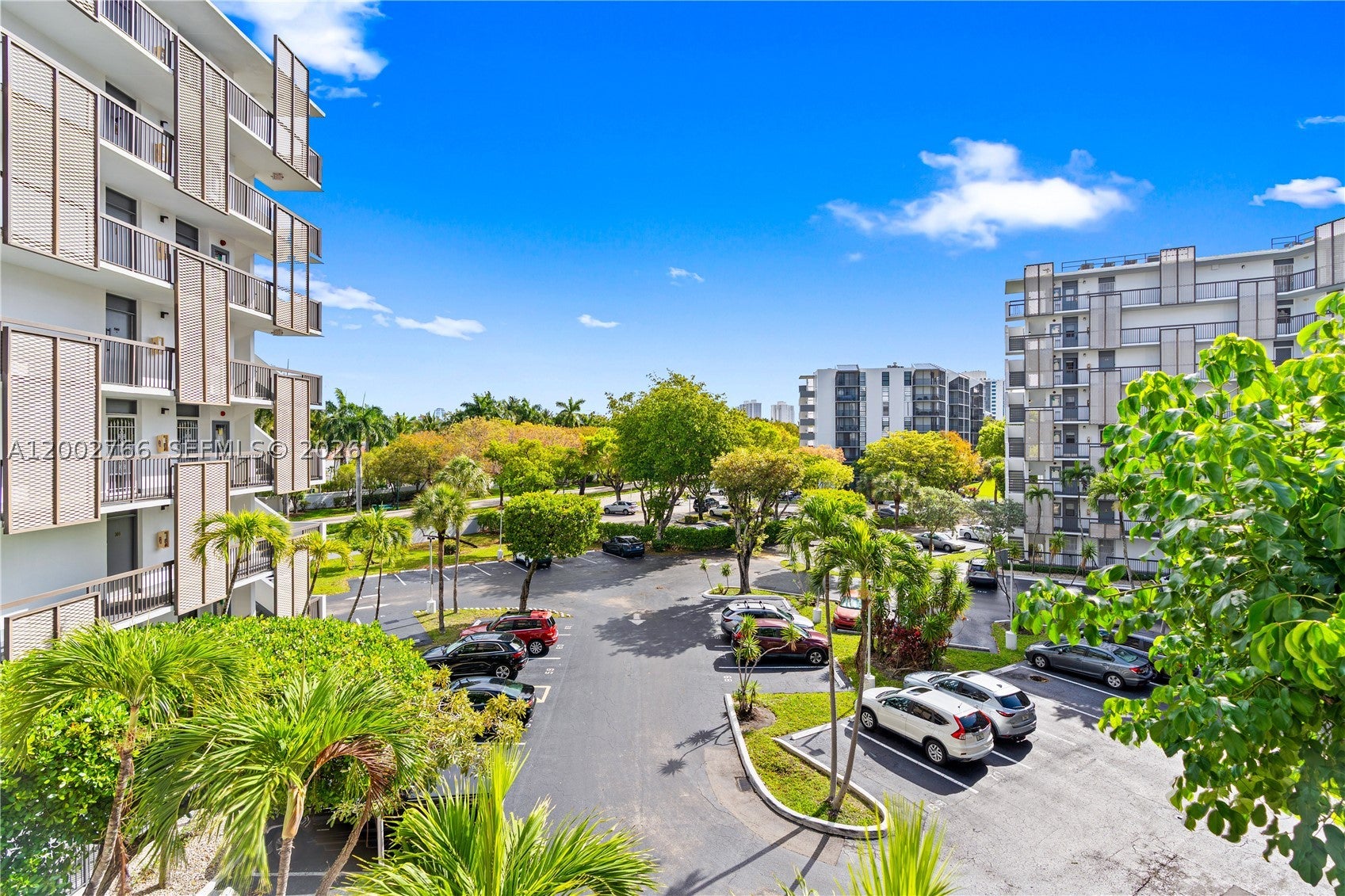 20500 W Country Club Dr 405