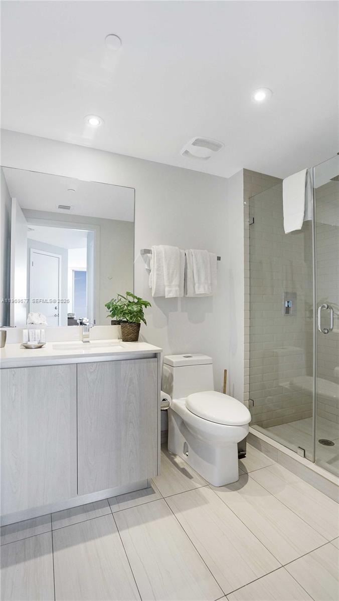 4010 SOUTH OCEAN CONDO - Residential