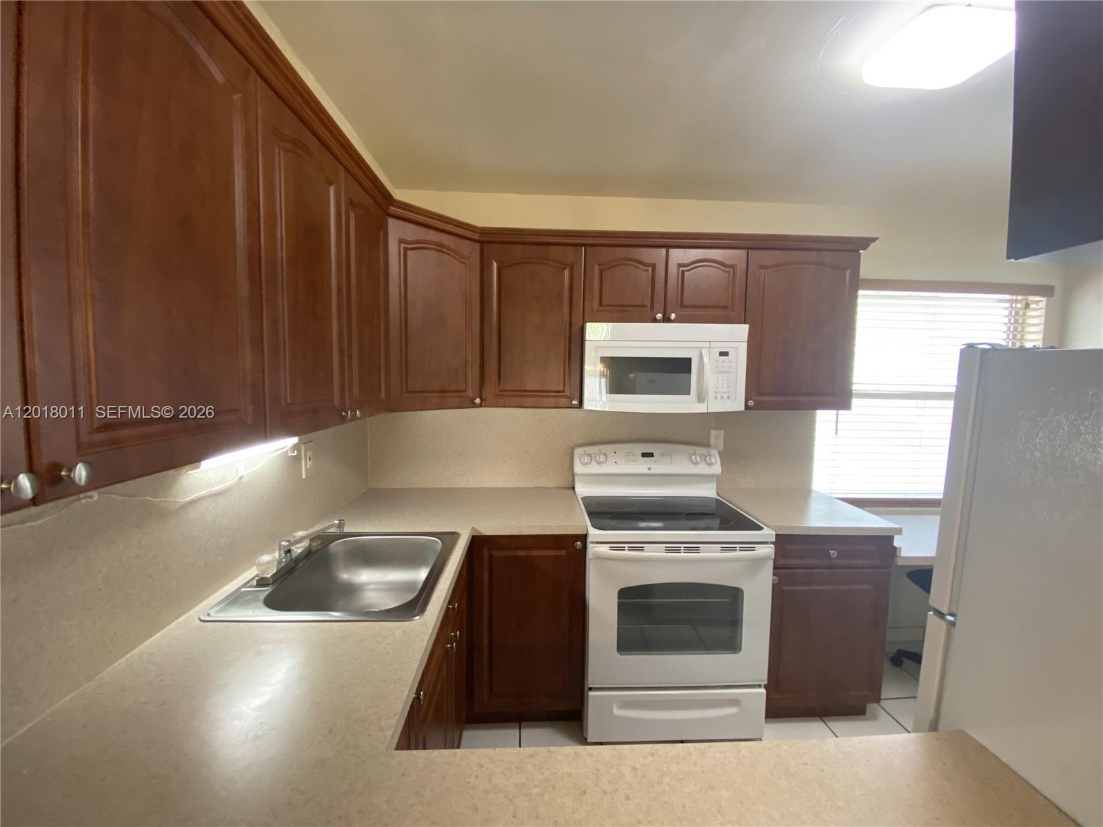 MILE APTS CONDO - Residential