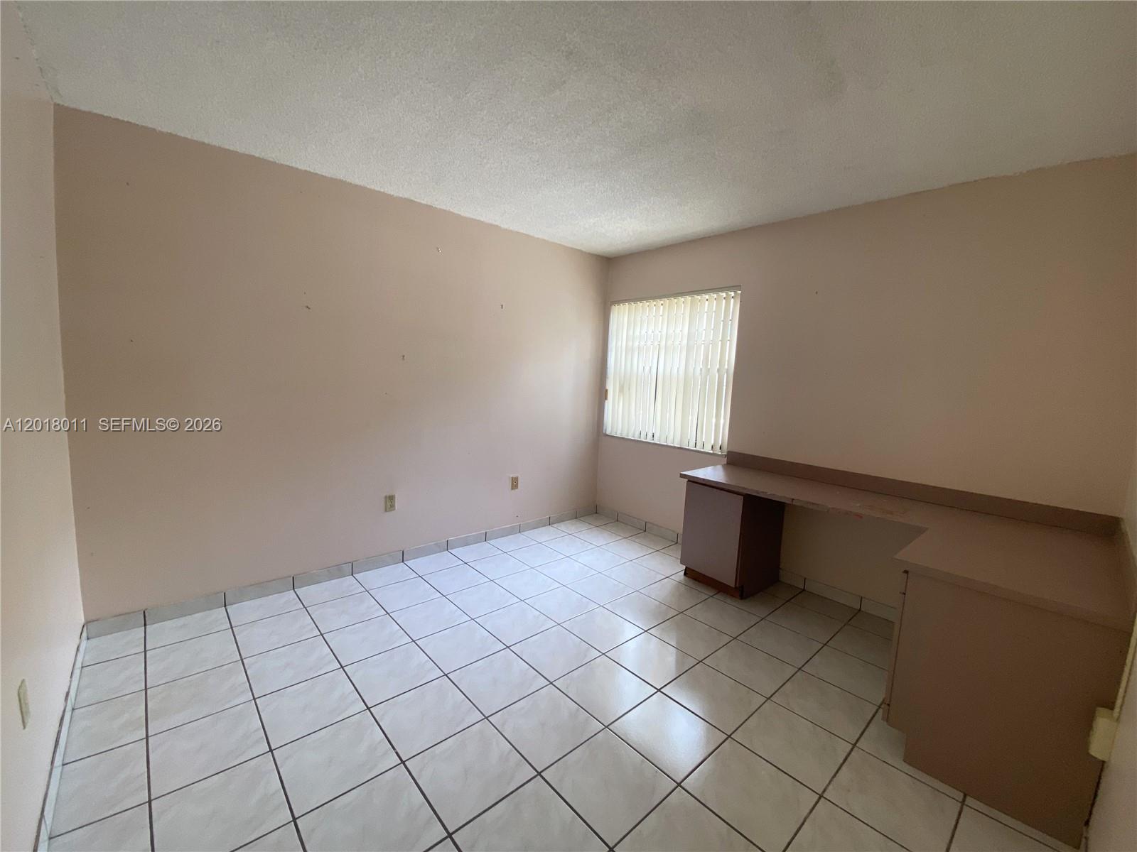 MILE APTS CONDO - Residential
