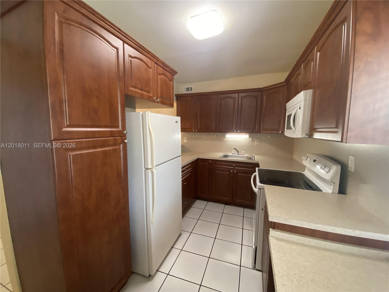 MILE APTS CONDO - Residential