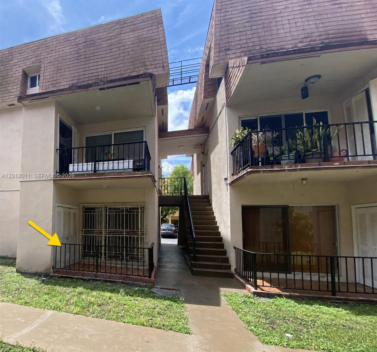 1590 W 46th St 117