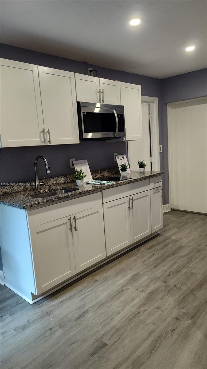 RIVIERA BEACH HEIGHTS ADD - Residential Lease