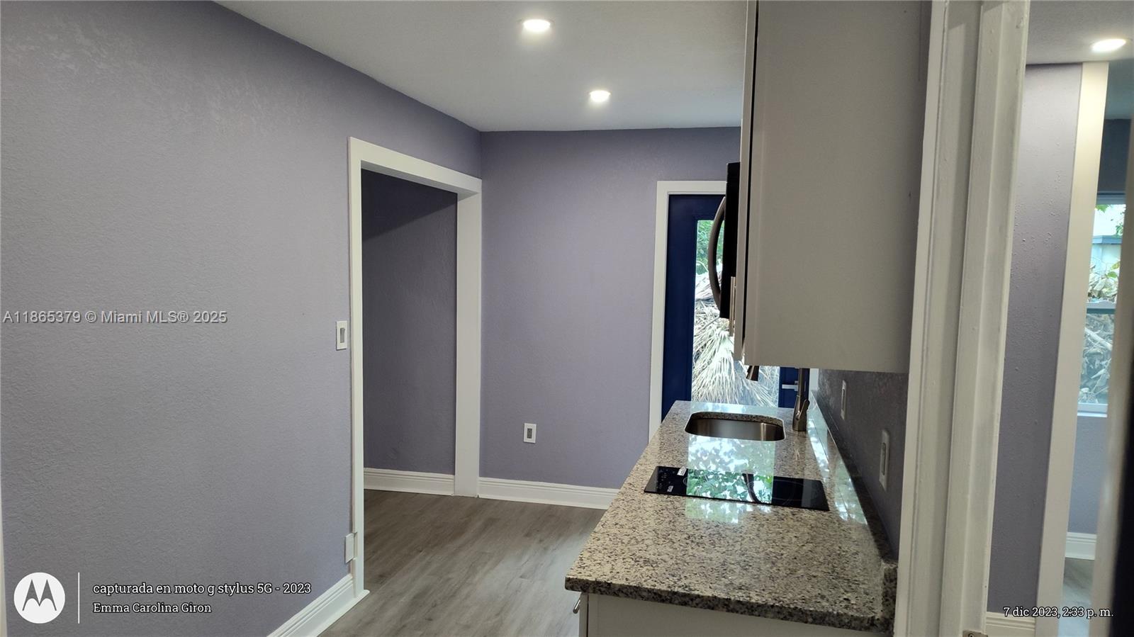 RIVIERA BEACH HEIGHTS ADD - Residential Lease