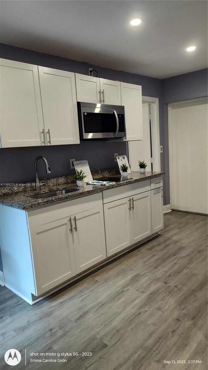 RIVIERA BEACH HEIGHTS ADD - Residential Lease