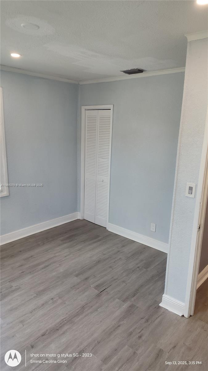 RIVIERA BEACH HEIGHTS ADD - Residential Lease