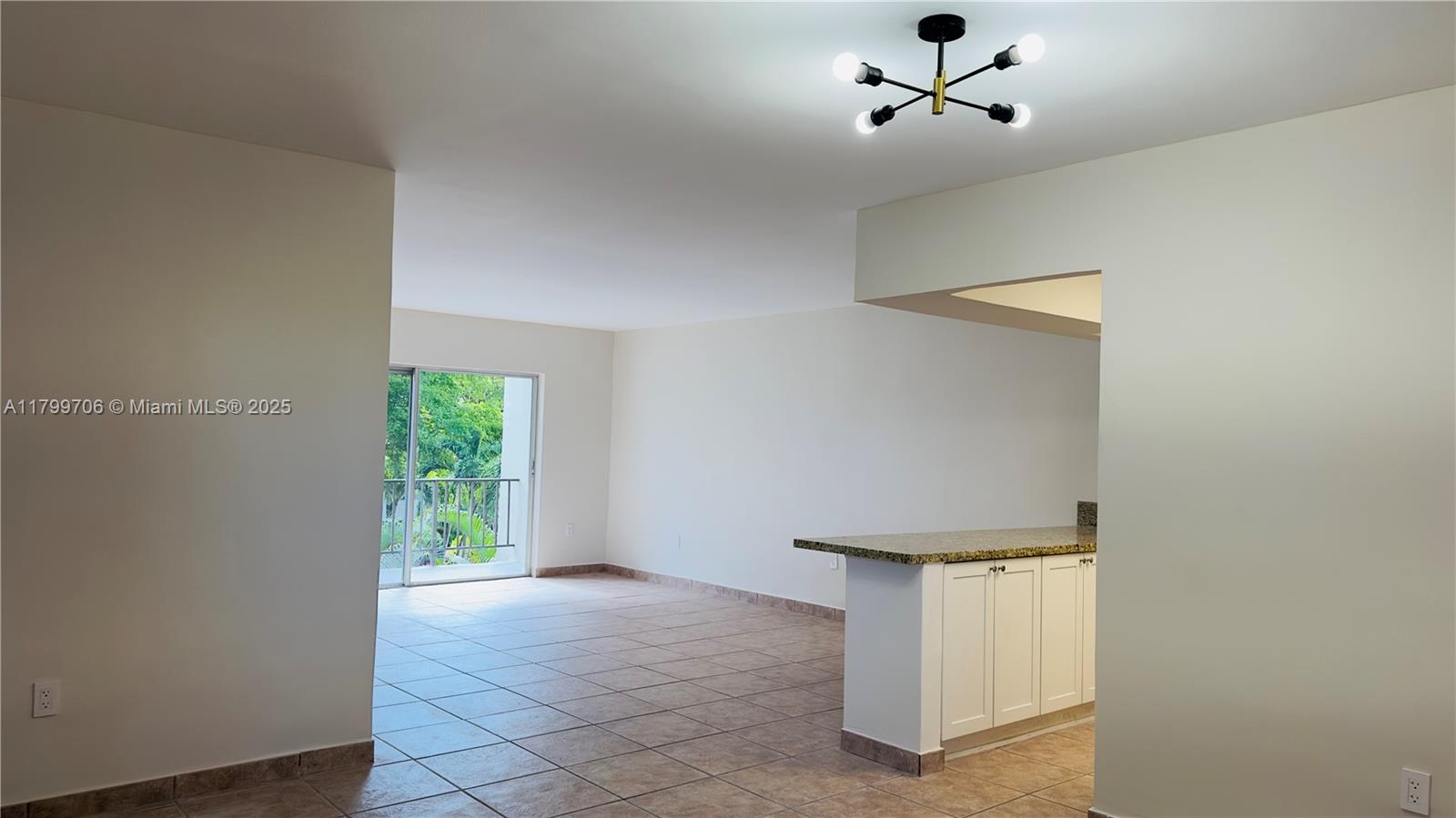 6900 N Kendall Dr A304