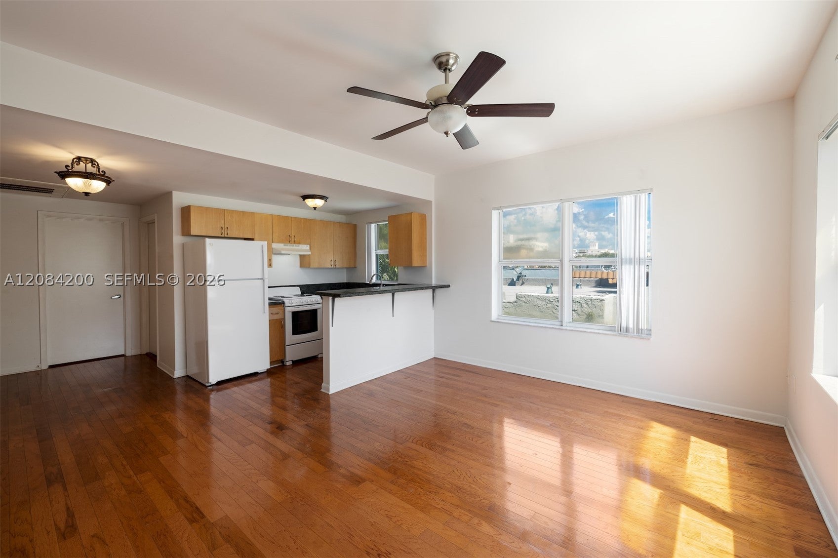 1542 Drexel Ave 302