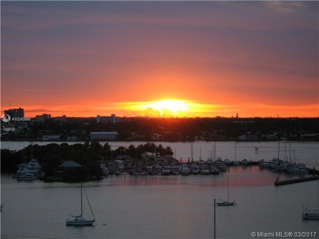 BAYSHORE YACHT & TENNIS C - Residential Lease