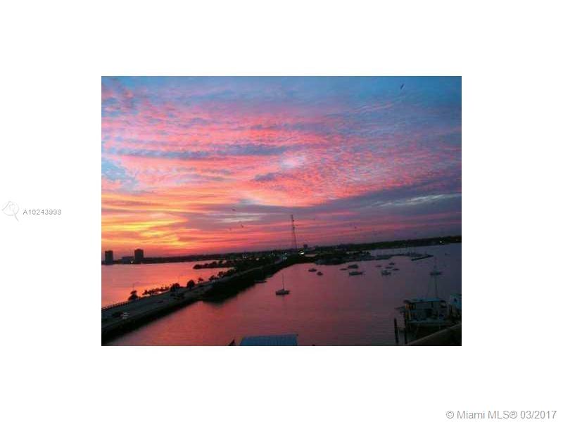 BAYSHORE YACHT & TENNIS C - Residential Lease