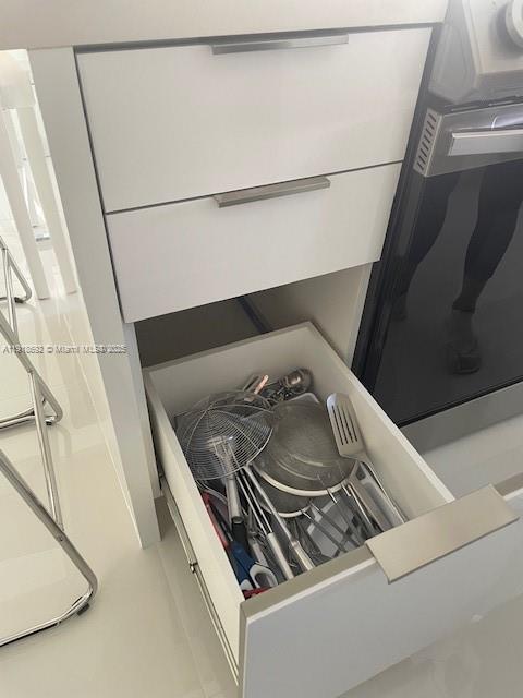 PLAZA OF AMERICAS CONDO P - Residential