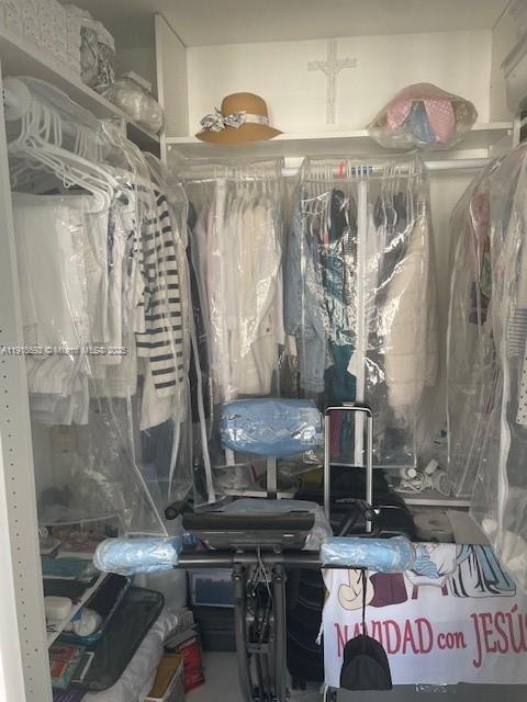 PLAZA OF AMERICAS CONDO P - Residential