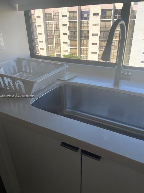 PLAZA OF AMERICAS CONDO P - Residential