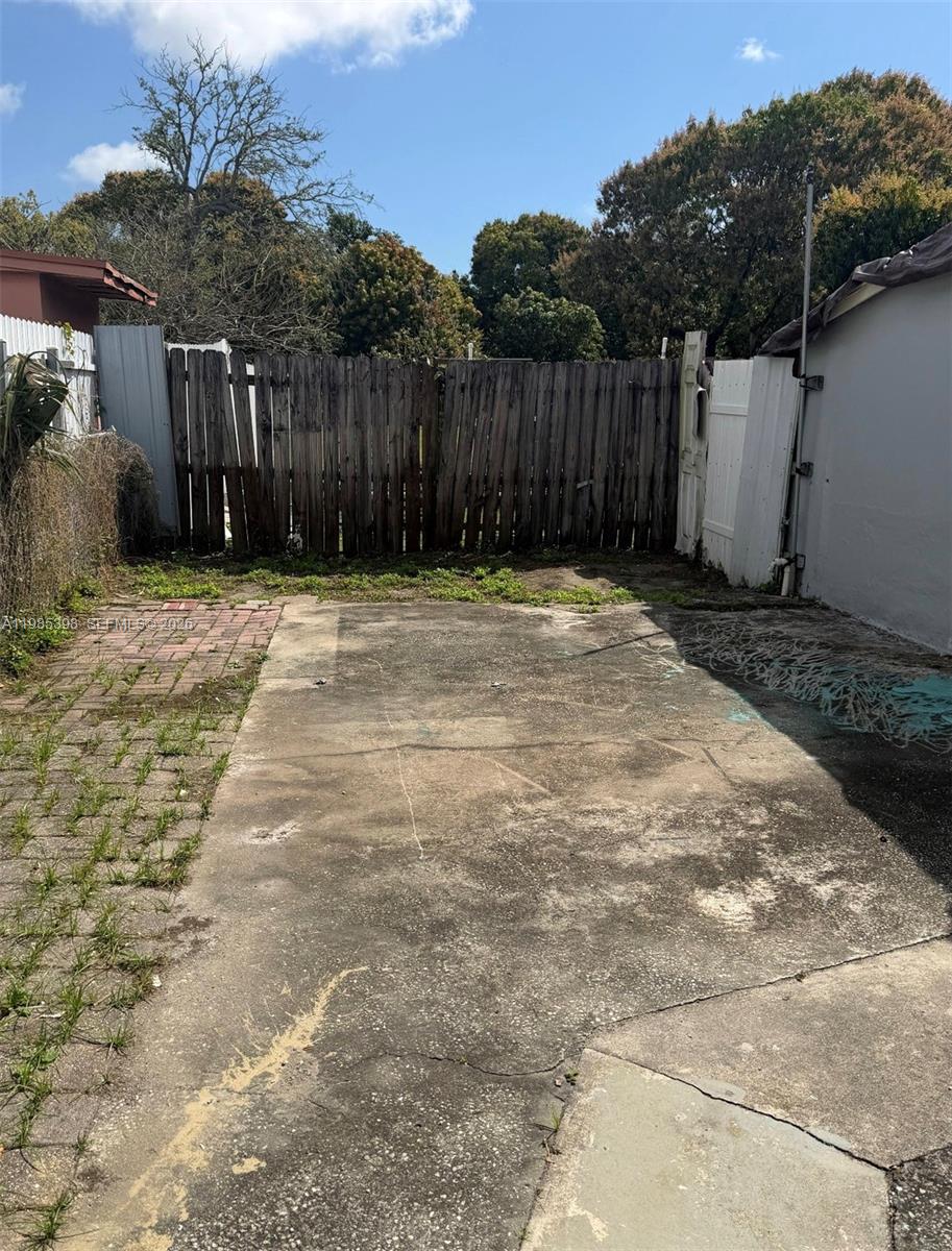 KEW GARDENS - Residential Lease