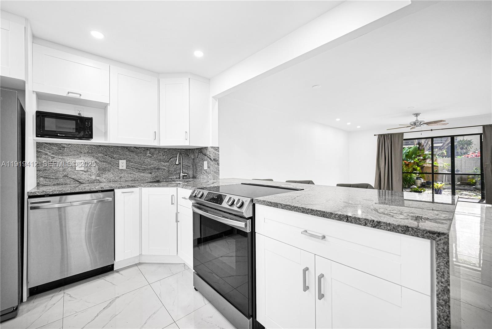 CYPRESS PARK CONDO - Residential