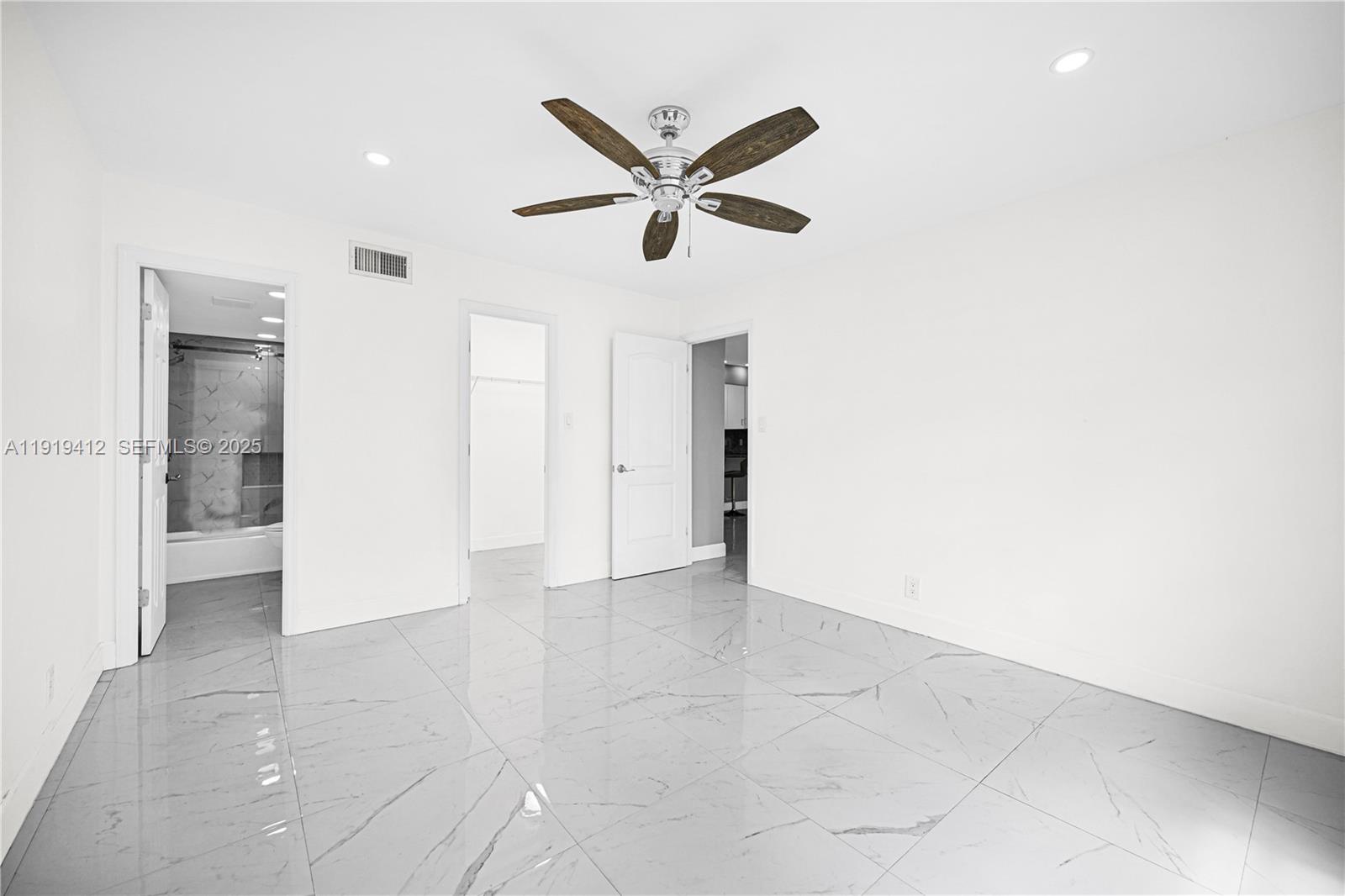 CYPRESS PARK CONDO - Residential