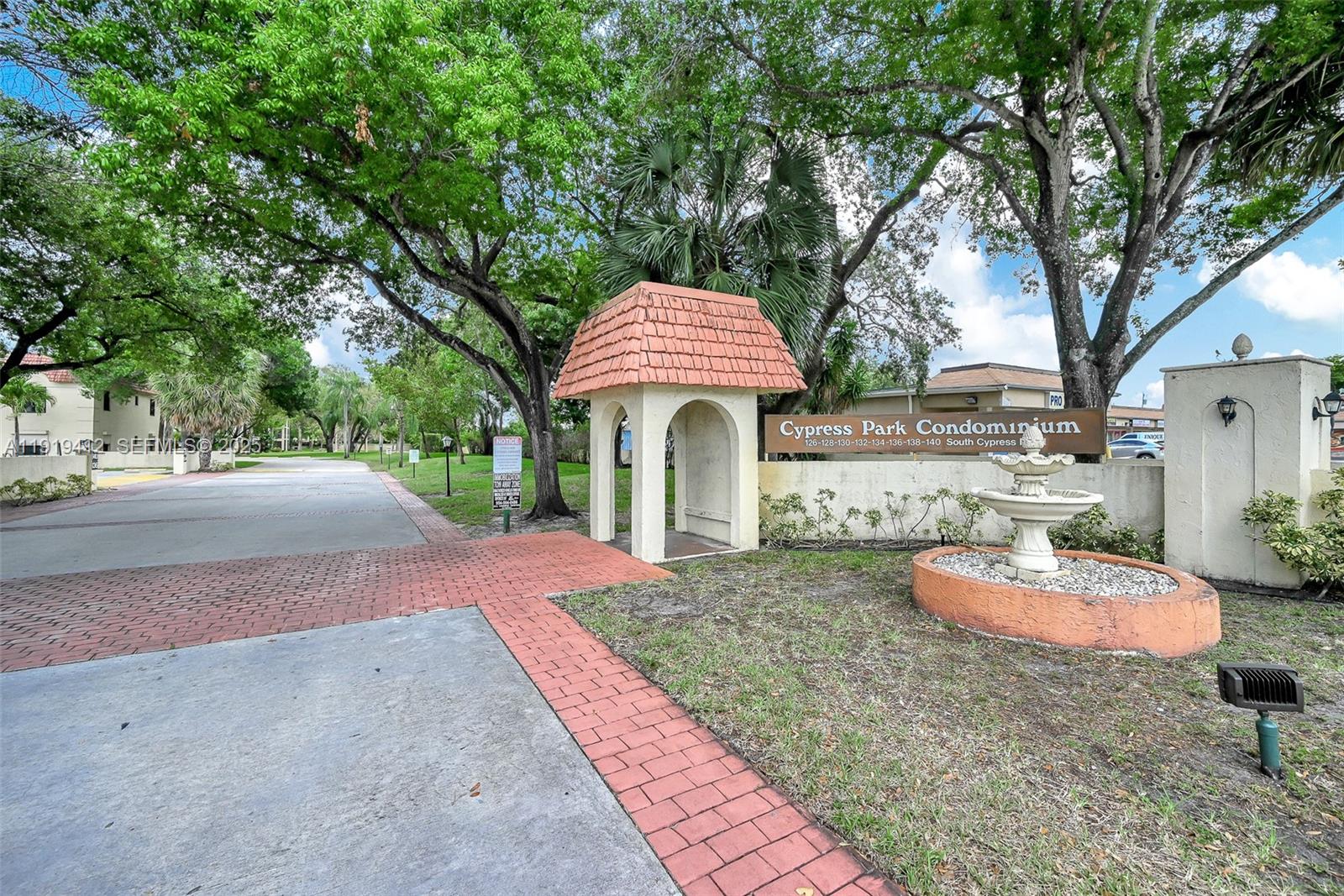 CYPRESS PARK CONDO - Residential