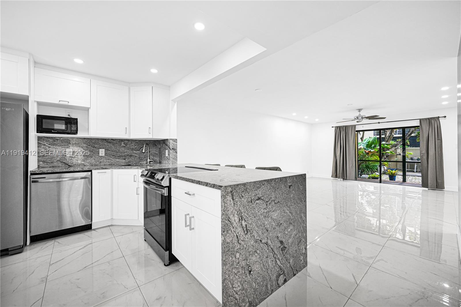 CYPRESS PARK CONDO - Residential