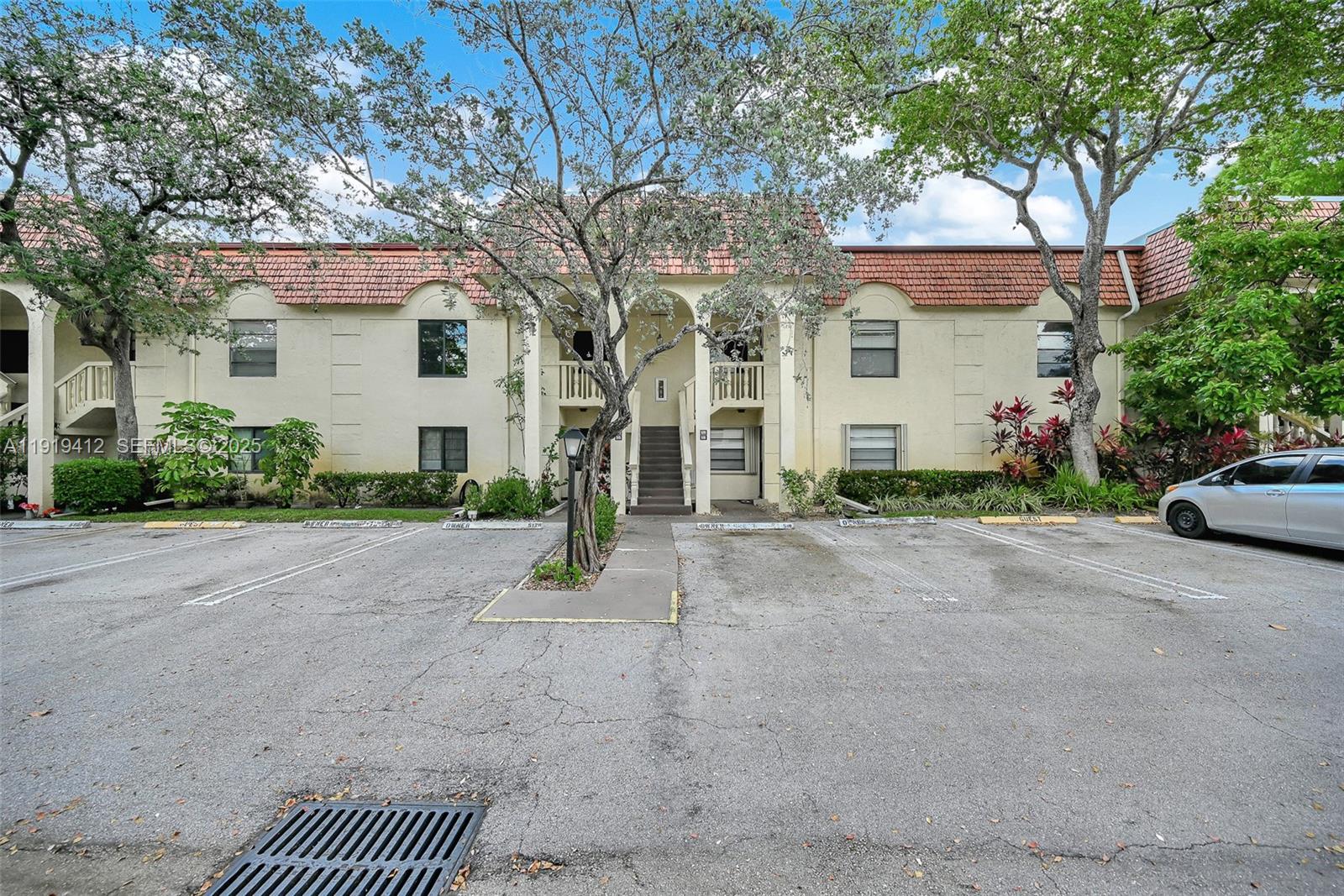 CYPRESS PARK CONDO - Residential