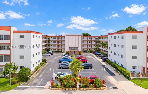 4000 NW 44TH AVE APT 113, LAUDERDALE LAKES, FL 33319 - Image 98a614e2fcdbe4f5b3c5c0aad1b351c3/712219363
