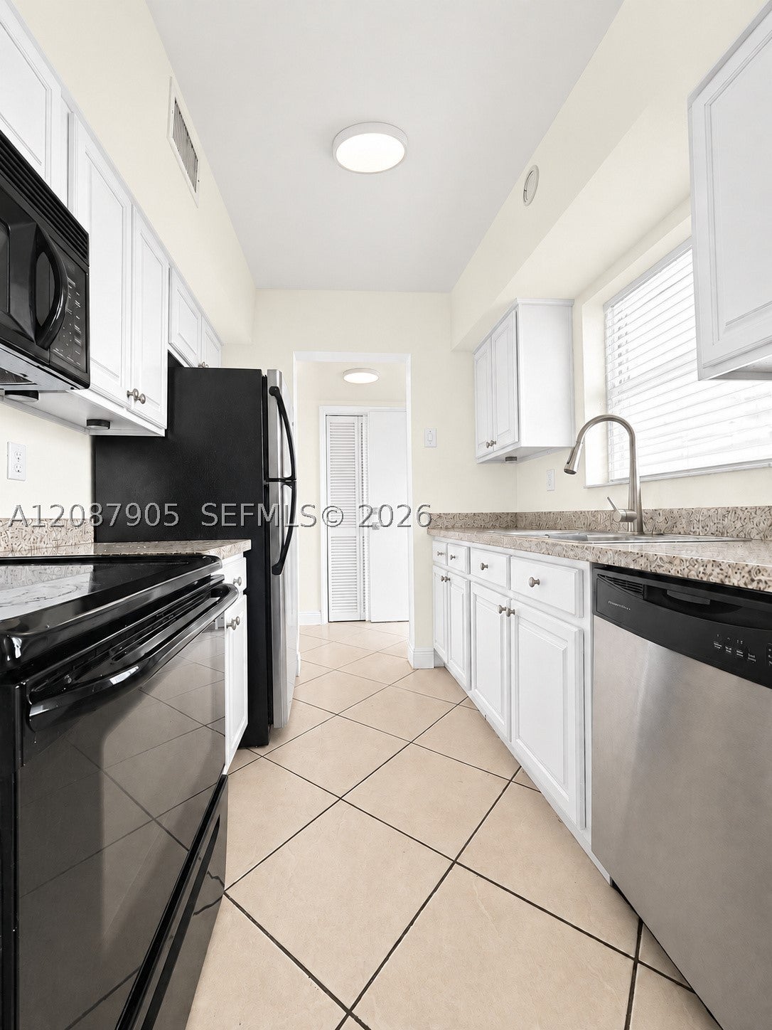 8475 SW 94th St 108E