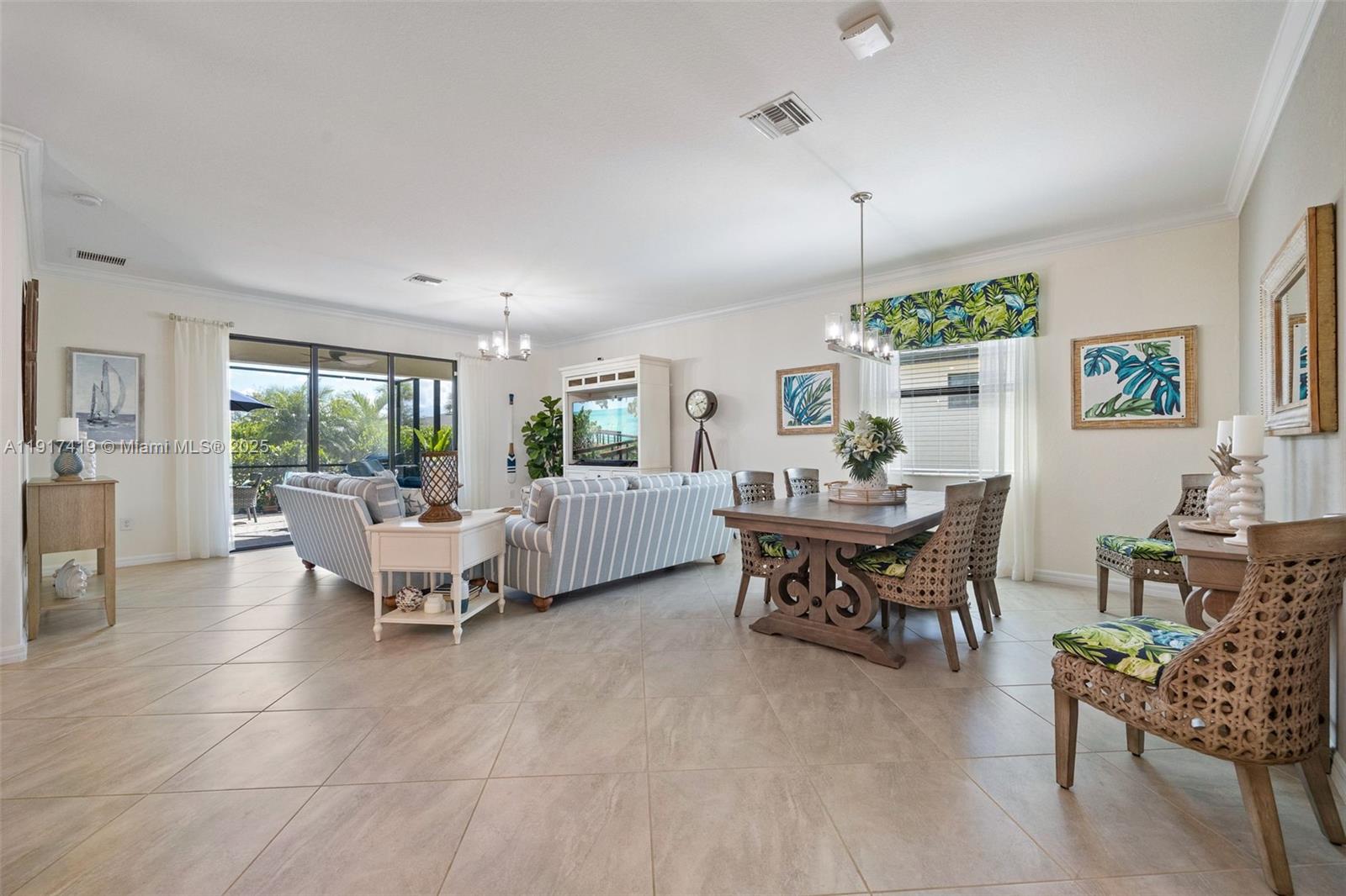 PORTICO - Residential