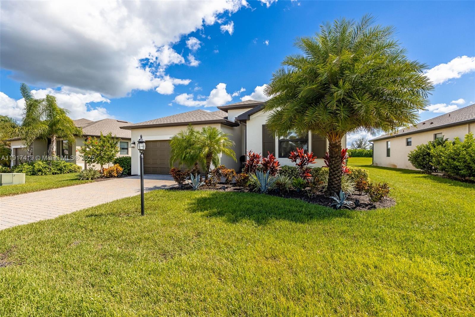 PORTICO - Residential