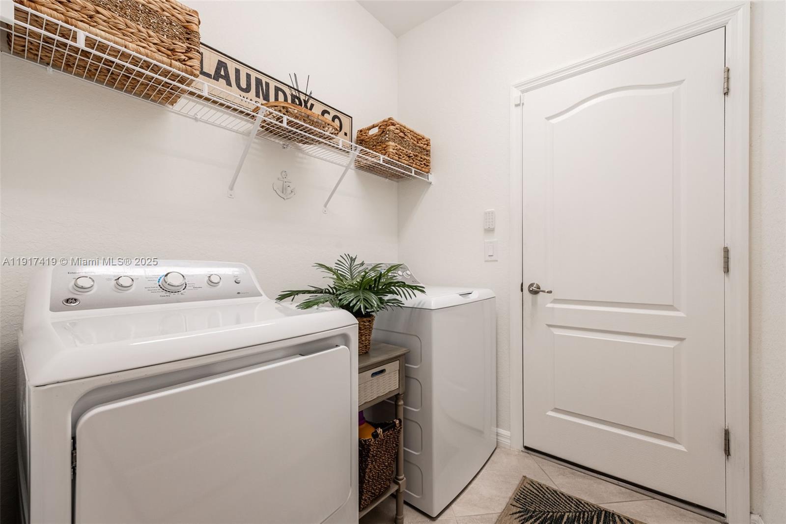 PORTICO - Residential