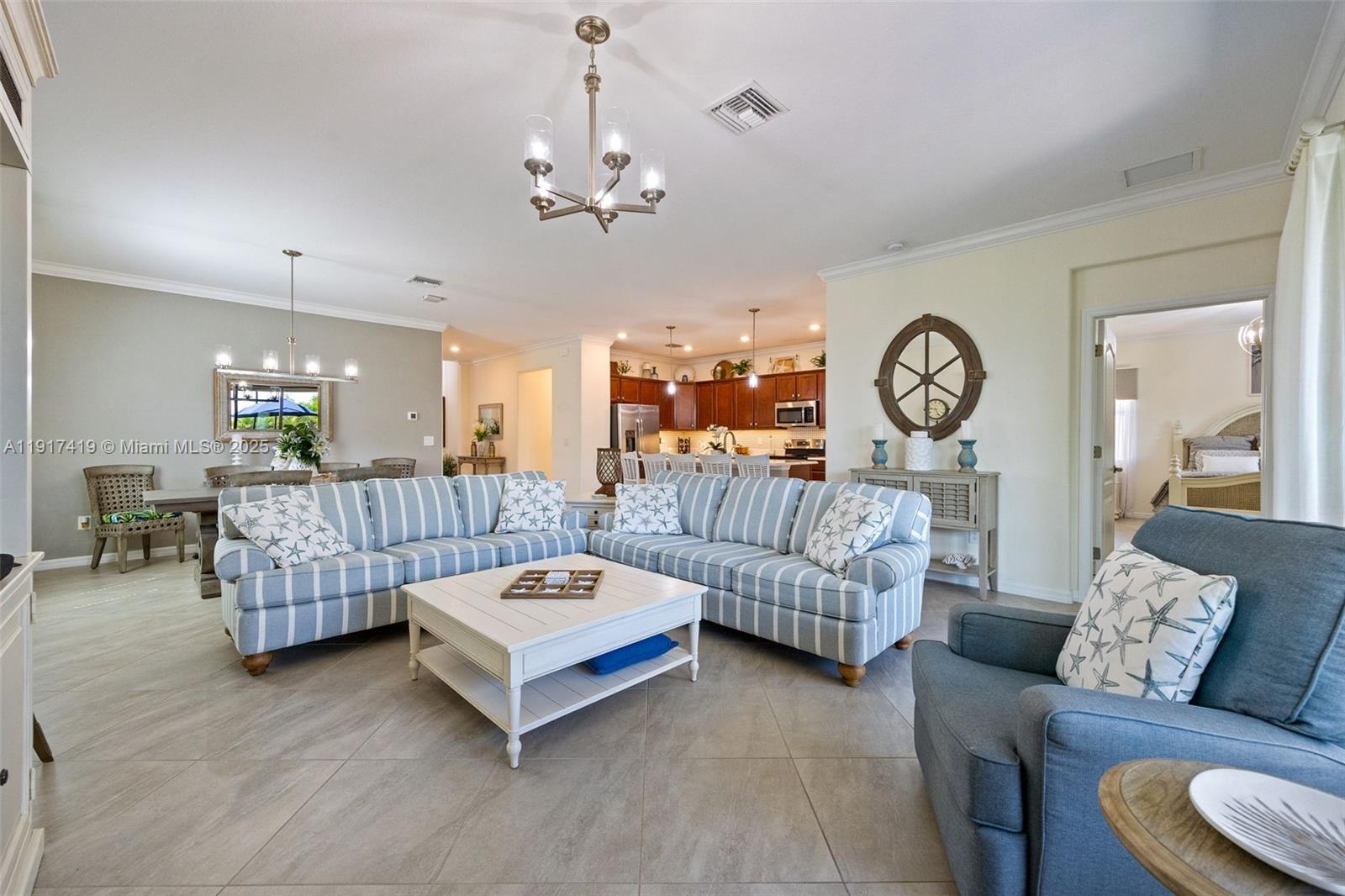 PORTICO - Residential