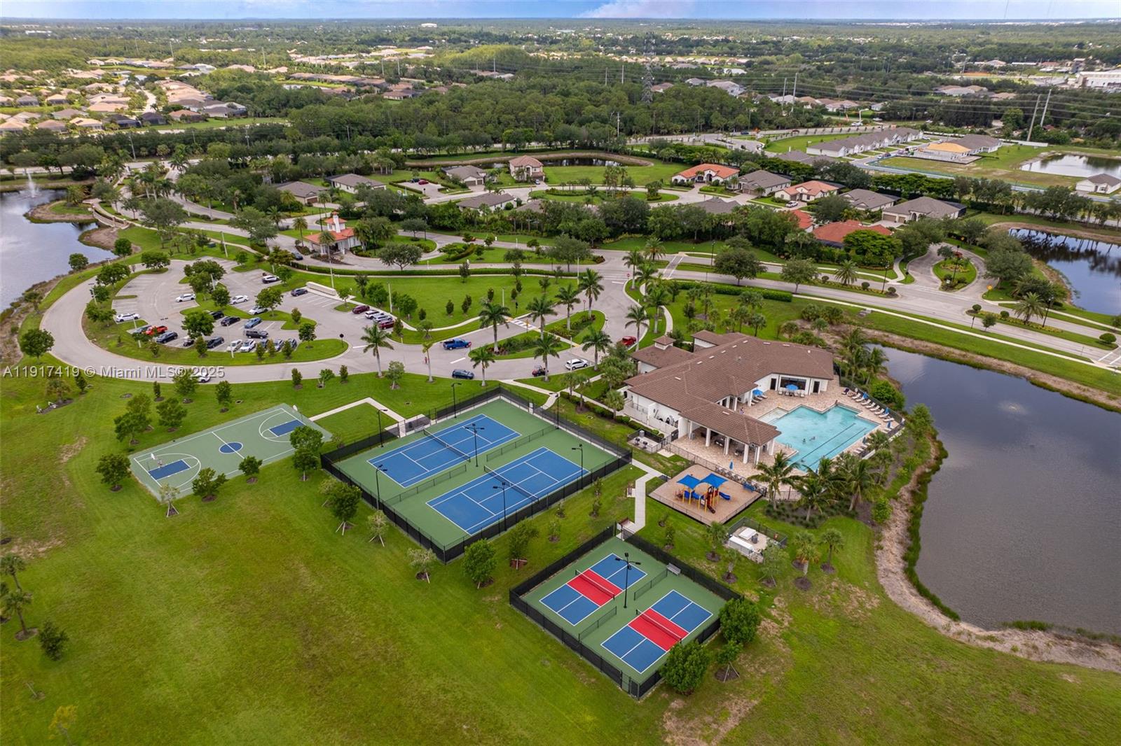 PORTICO - Residential