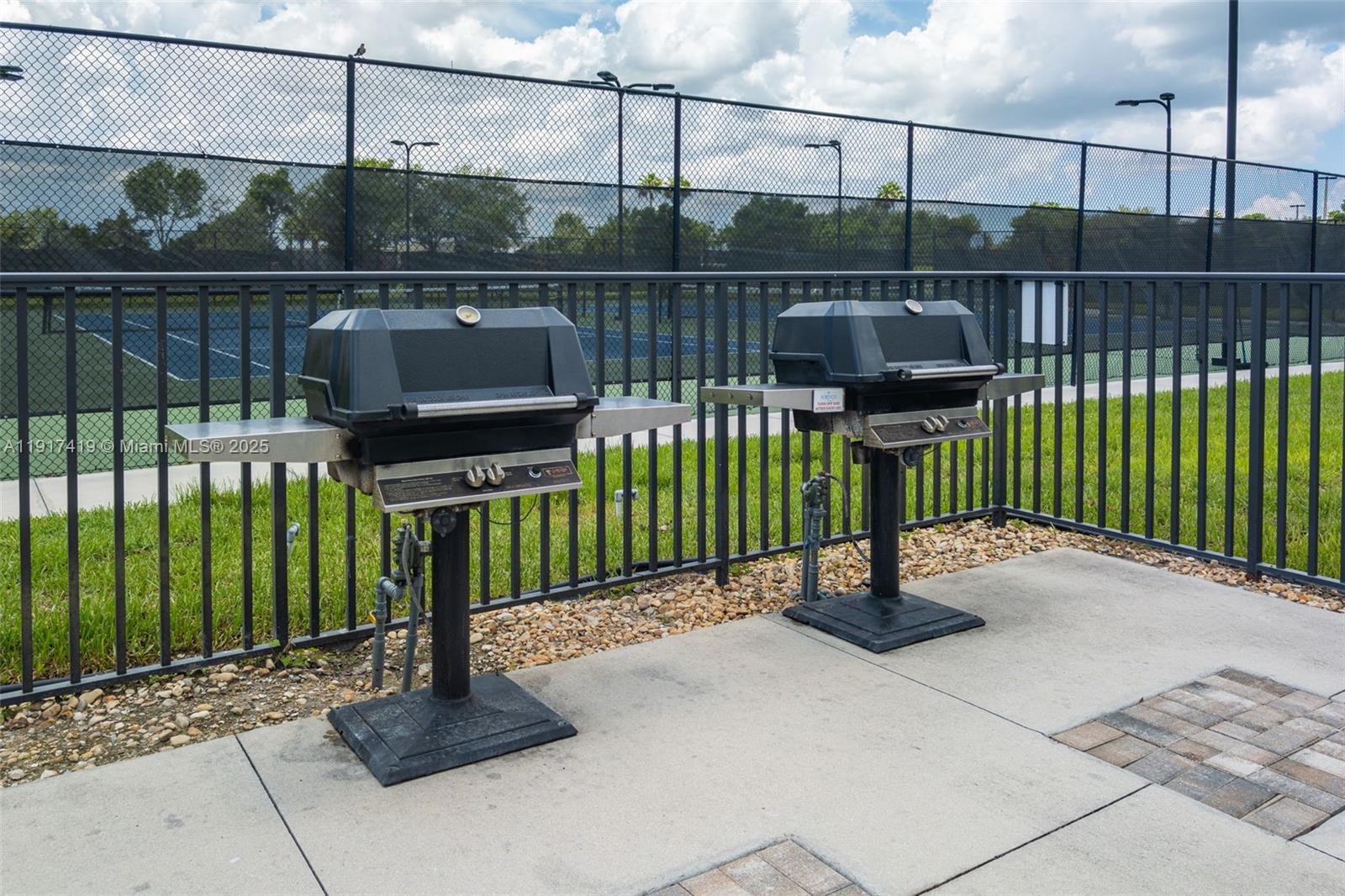 PORTICO - Residential