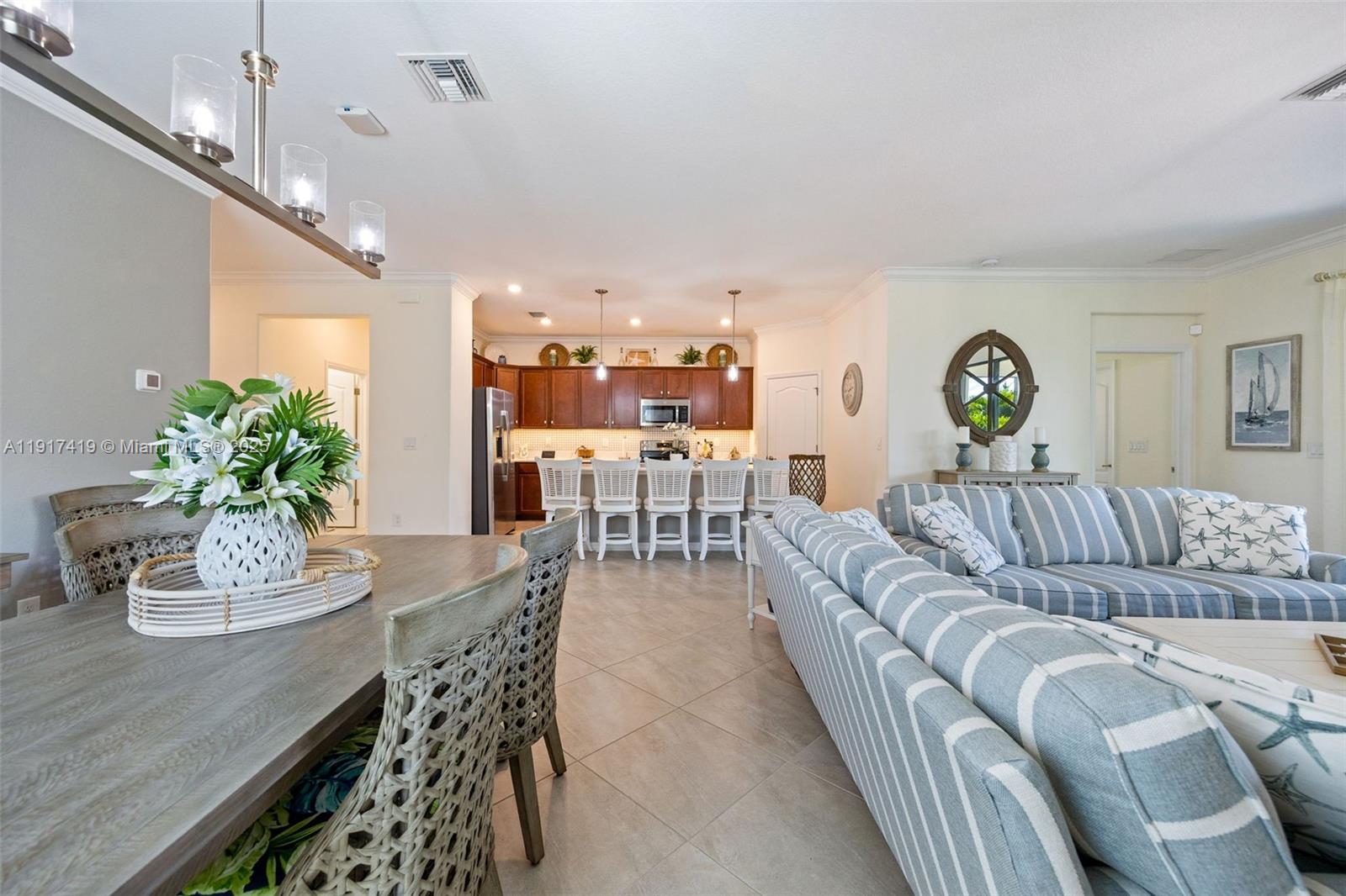 PORTICO - Residential