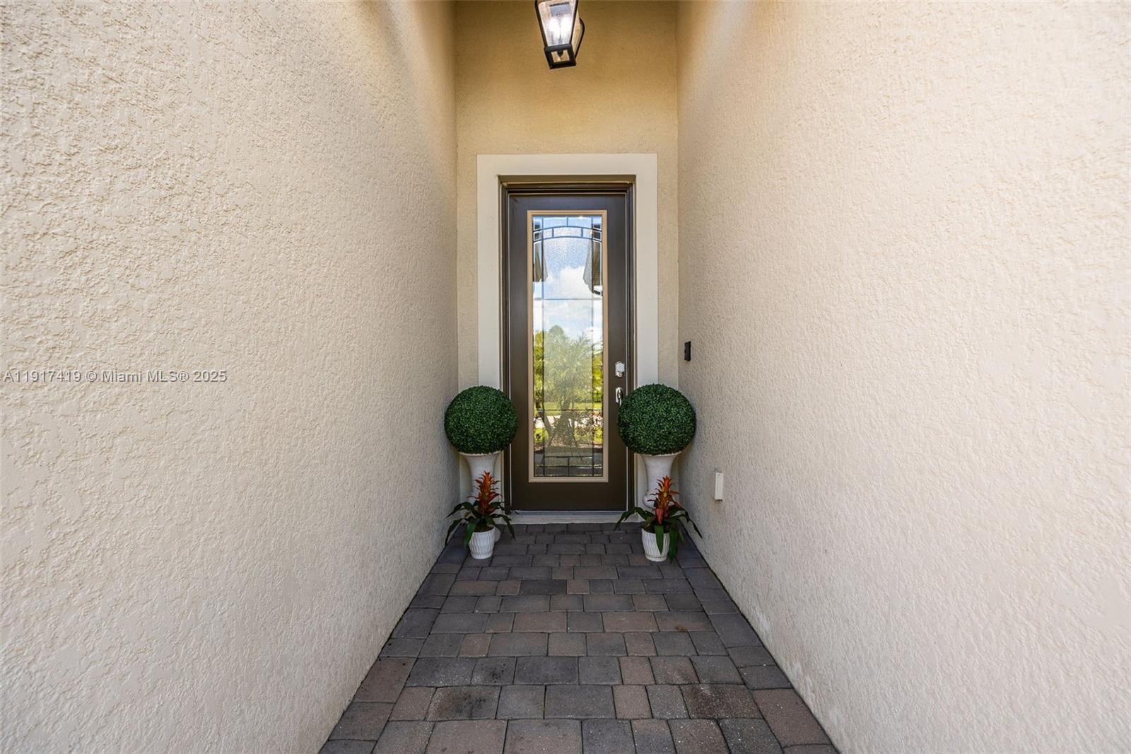 PORTICO - Residential