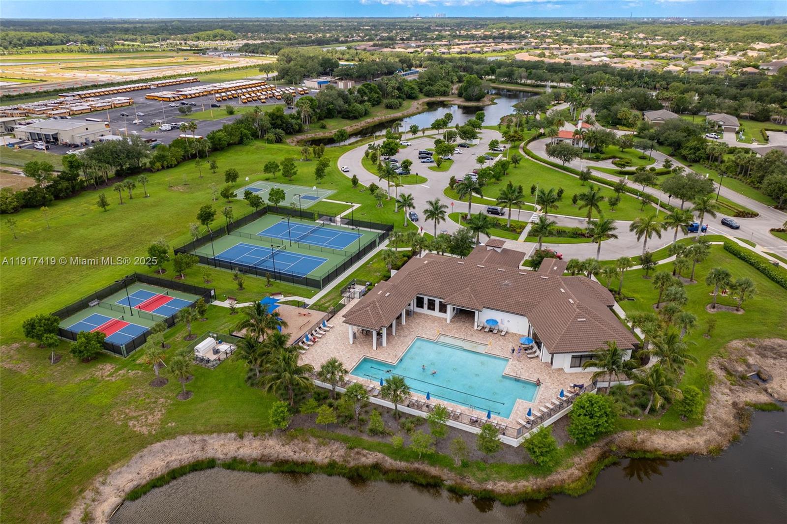 PORTICO - Residential