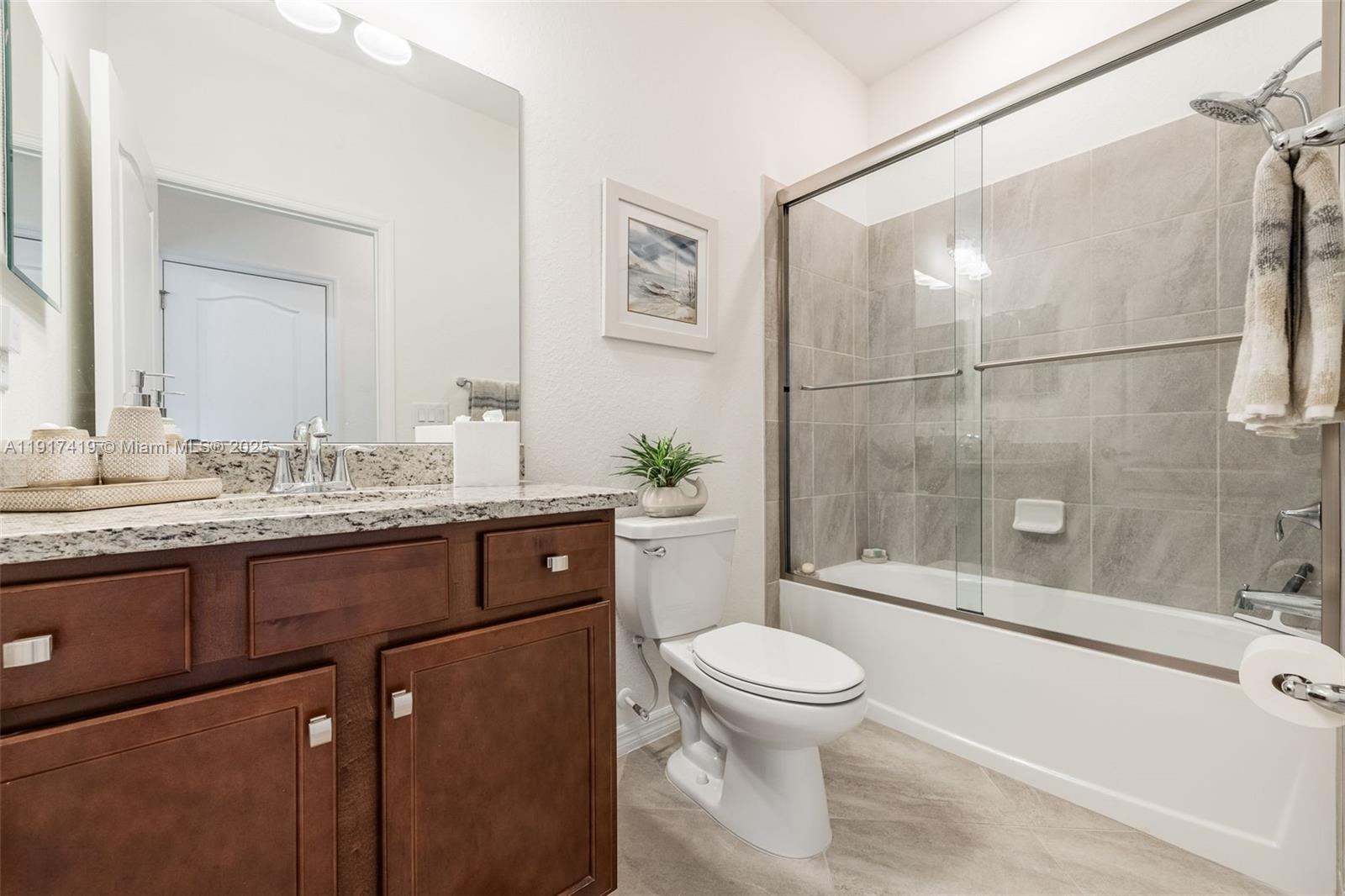 PORTICO - Residential