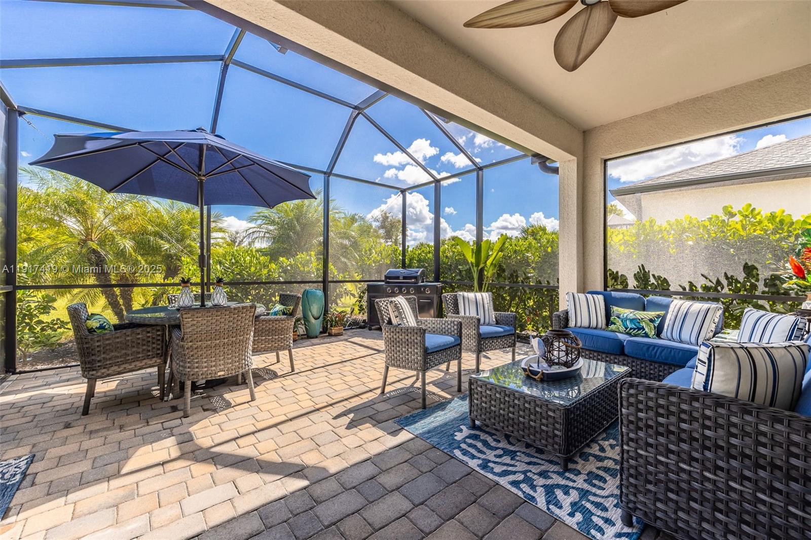 PORTICO - Residential